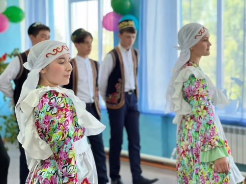 Интернациональная встреча трёх школ прошла в Алан-Бексере