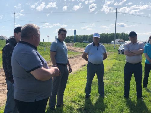 «Хлеб и корма — всему голова»: аграрии Высокогорского района опережают сроки