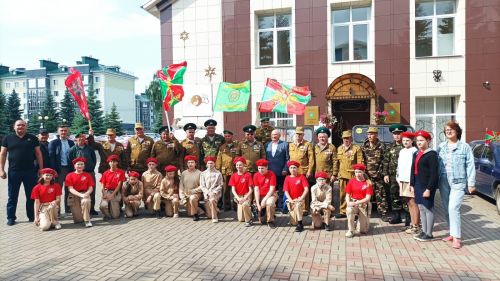 Сегодня прошел автопробег ретро-автомобилей