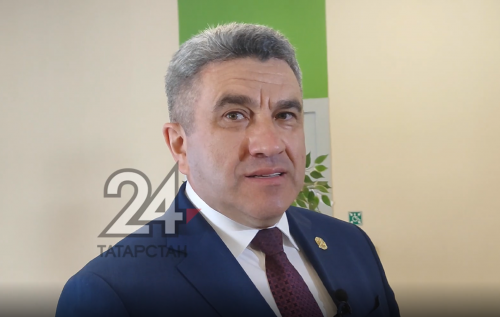 Министр образования и науки РТ побывал в пункте сдачи ЕГЭ