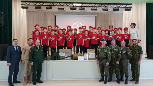 В ВСОШ №5 прошел Урок Мужества
