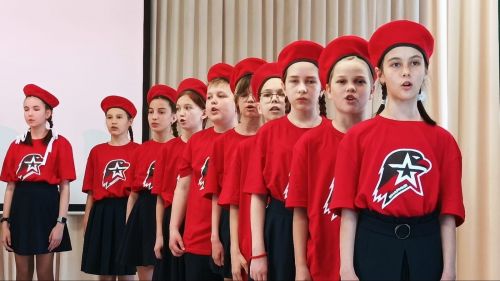 В ВСОШ №5 прошел Урок Мужества