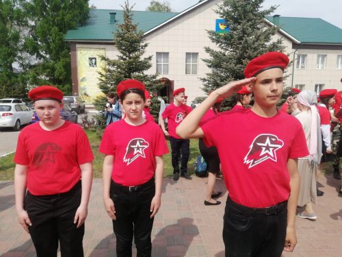 «Прикоснись сердцем к подвигу»: Юнармейцы подвели итоги года