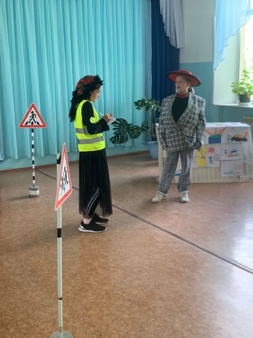 «Мы против коррупции!»: дети в пришкольном лагере «Солнышко» представили сценку