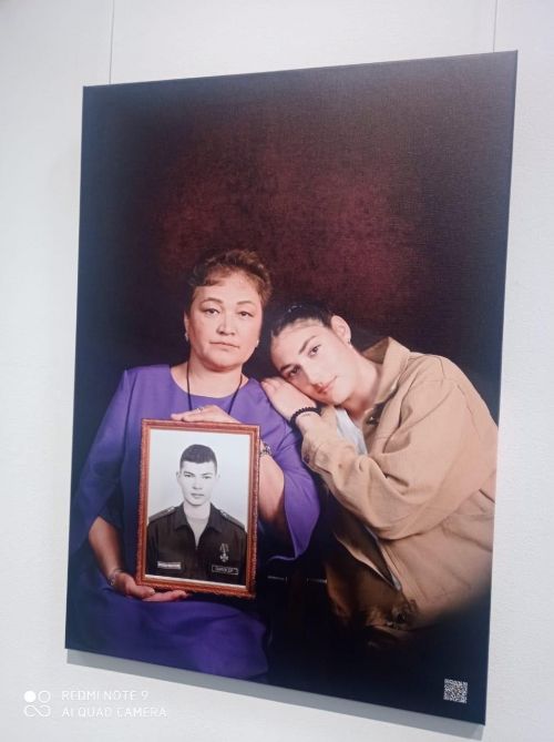 Родственники погибших на СВО Июдина и Саитова стали участниками фотопроекта «Семья героя»