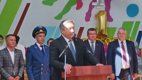 В Высокогорском районе в День знаний открыли новые школы