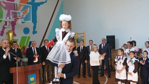 В Высокогорском районе в День знаний открыли новые школы