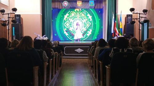 В Центральном доме культуры в честь 8 марта прошел большой праздничный концерт