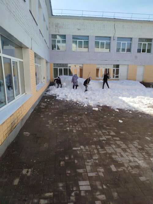 Субботники в районе продолжаются