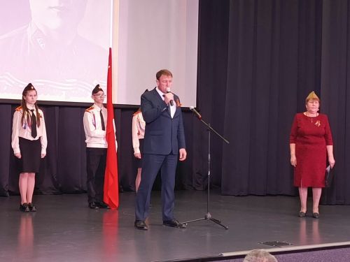 Сегодня в доме культуры Ямашурминского сельского поселения прошел праздничный концерт посвященный Дню Победы