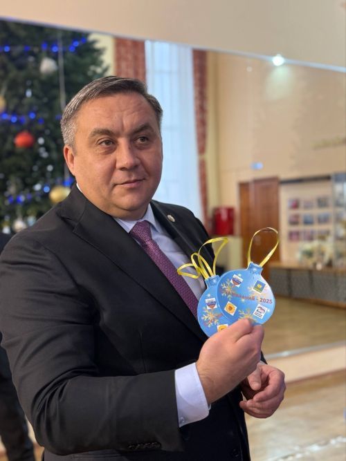 Глава района исполнил детские мечты в рамках акции «Ёлка желаний»