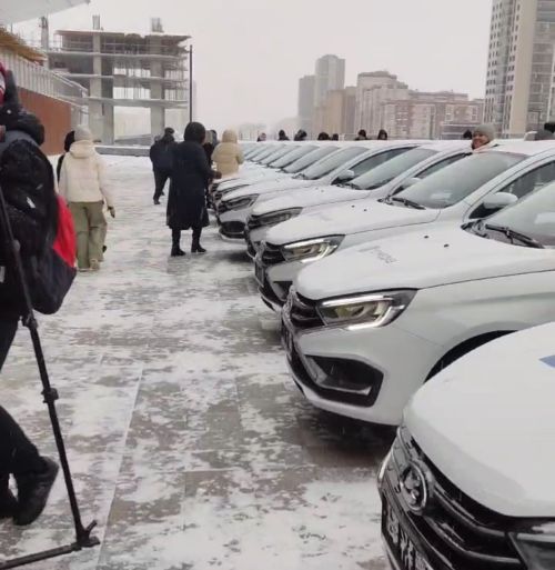 Редакции Высокогорского района передали новый служебный автомобиль