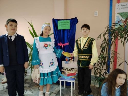 В Высокогорской школе №3 прошёл конкурс инсталляций «Живая картина»