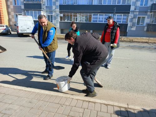 Сегодня в Высокогорском районе провели первый общерайонный субботник