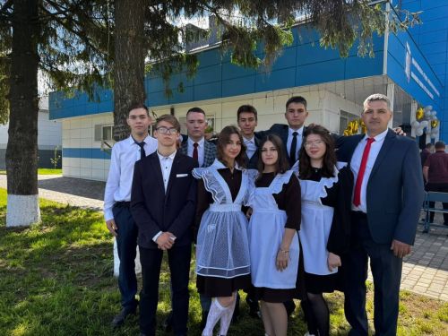 Прошел последний звонок в Ямашурминской СОШ