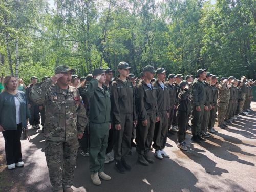 Состоялось открытие лагерной смены «Время юных героев»
