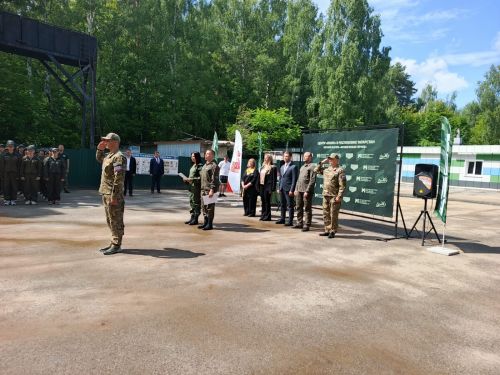 Состоялось открытие лагерной смены «Время юных героев»