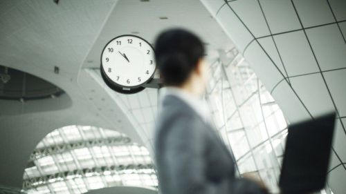 Сокращение рабочего дня в России: Госдума назвала причины