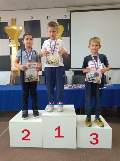 Наши спортсмен достойно представили район