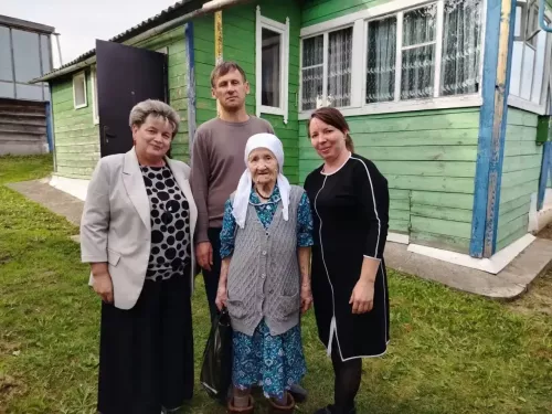 В Высокогорском районе поздравили представителей старшего поколения