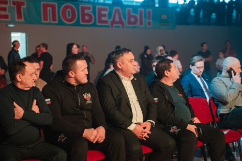Легенды ринга и юные чемпионы: как в Высокой Горе прошел турнир по боксу