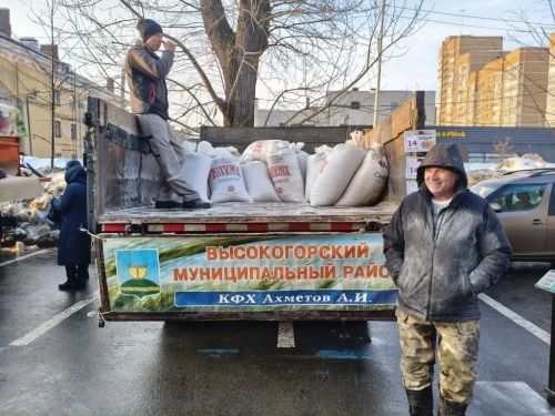 Высокогорские аграрии приняли участие на весенней ярмарке в Казани
