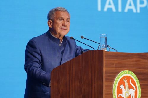 Раис Республики Татарстан поздравил жителей Татарстана с Ураза-байрамом
