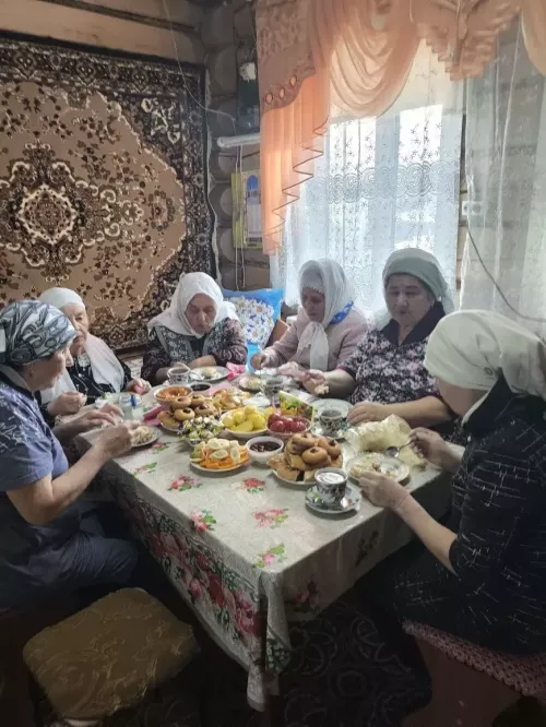 Навруз дарит весну, радость и заботу пожилым людям