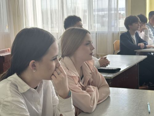 В школе №3 прошли беседы о правах, патриотизме и жизненных ценностях