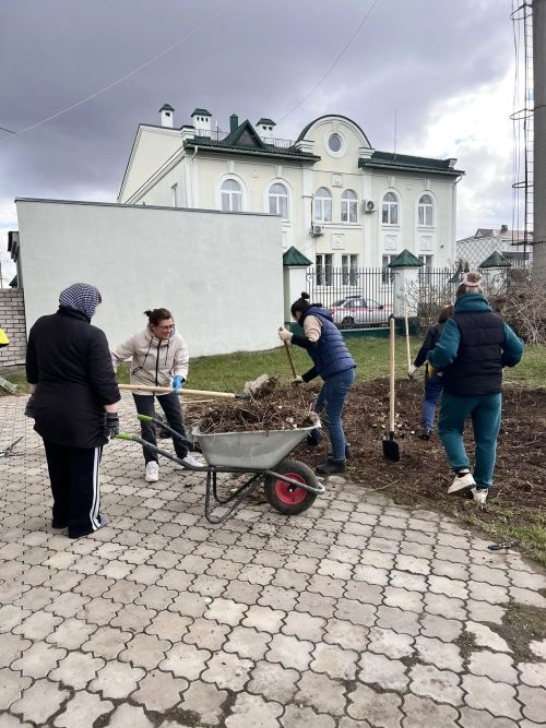 Сегодня Высокогорский район вышел на большой субботник