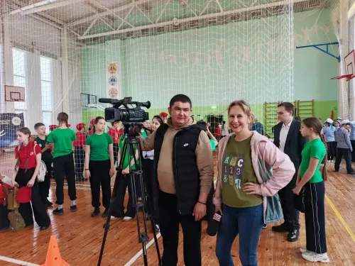 Зарница 2.0 в школе №4 объединила учеников в командной игре