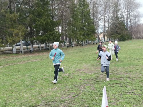 В Бирюлях 1 мая стартовала легкоатлетическая эстафета (фото)