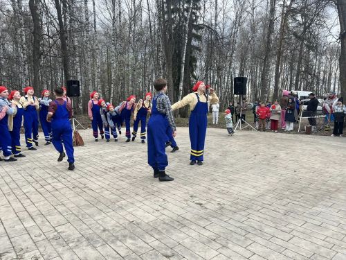 В Парке Победы отметили Первомай (фото)