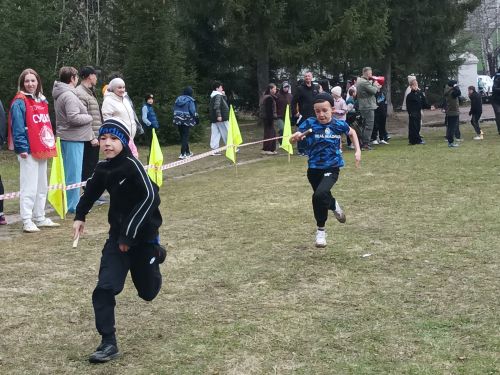В Бирюлях 1 мая стартовала легкоатлетическая эстафета (фото)