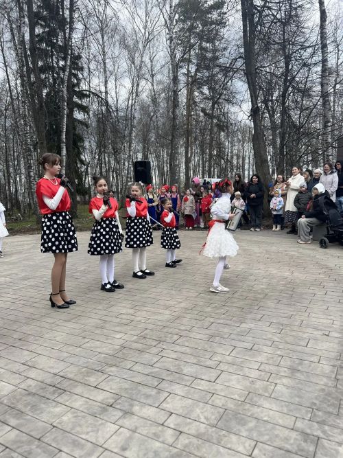 В Парке Победы отметили Первомай (фото)