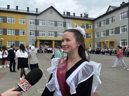 Последний звонок в Высокогорской школе №5 имени Максуди с фоторепортажем