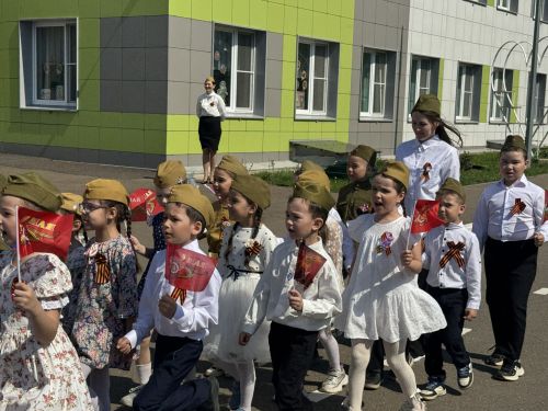 В детском саду «Байгыш» прошёл парад в честь Дня Победы