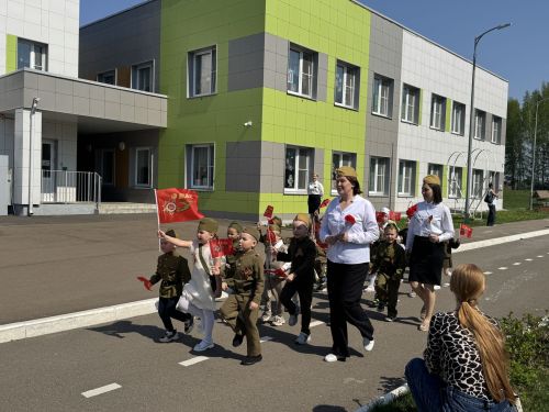 В детском саду «Байгыш» прошёл парад в честь Дня Победы