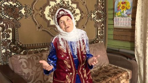 Жизнь как сцена: в 85 лет жительница села Дубъязы покорила районную сцену
