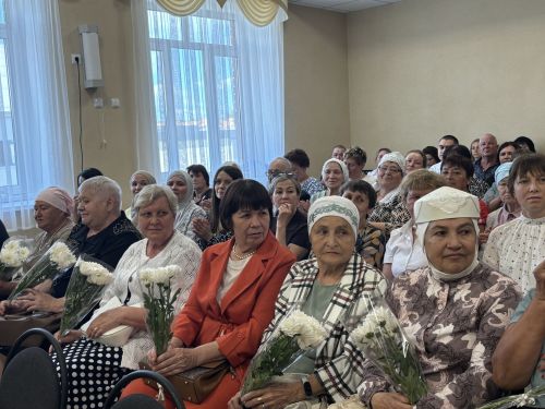 ФОТОРЕПОРТАЖ: В Высокогорском районе чествовали социальных работников