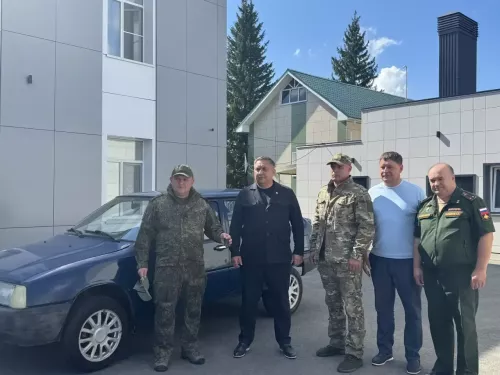Из Высокогорского района в зону СВО передали очередной автомобиль