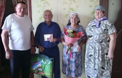 Жители Альдермышского сельского поселения отметили бриллиантовую свадьбу