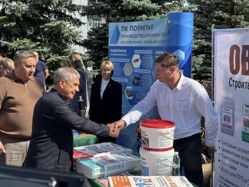 Рустам Минниханов посетил обновленные социальные объекты в Высокогорском районе