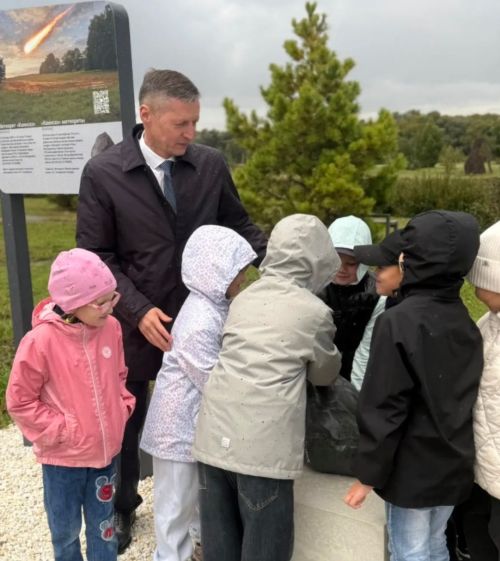 В Татарстане открыли стелу в честь метеорита «Каинсаз»