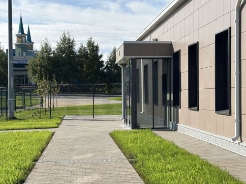 Марат Ахметов посетил открытие обновленного Дома культуры в Дубъязах