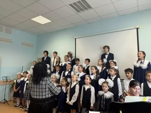 Журналист и поэт Галия Ильдарова встретилась с учащимися ДШИ