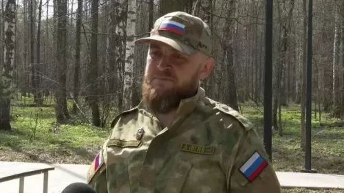 Доброволец Иван Хомяков прошёл ад и сейчас поёт правду о войне