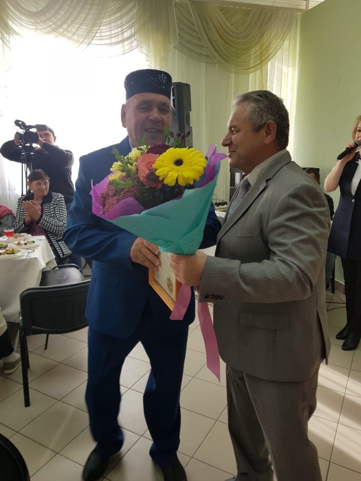  Глава Высокогорского района провел торжественный прием ветеранов района