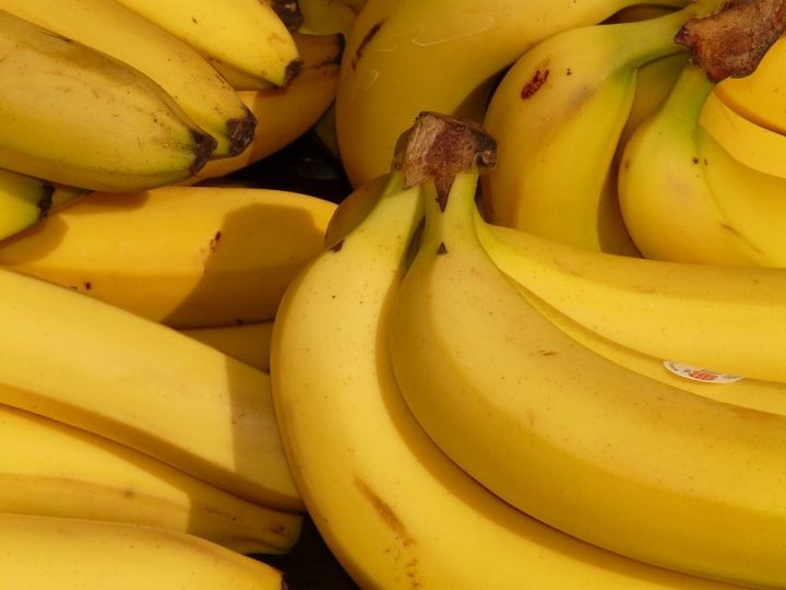Какие бананы нужно есть: зеленые или с темными точками