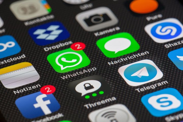 Основатель ВК посоветовал пользователям удалить WhatsApp со смартфонов